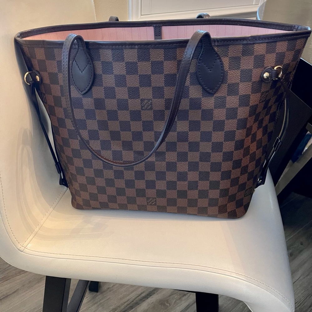 Louis Vuitton Neverfull MM